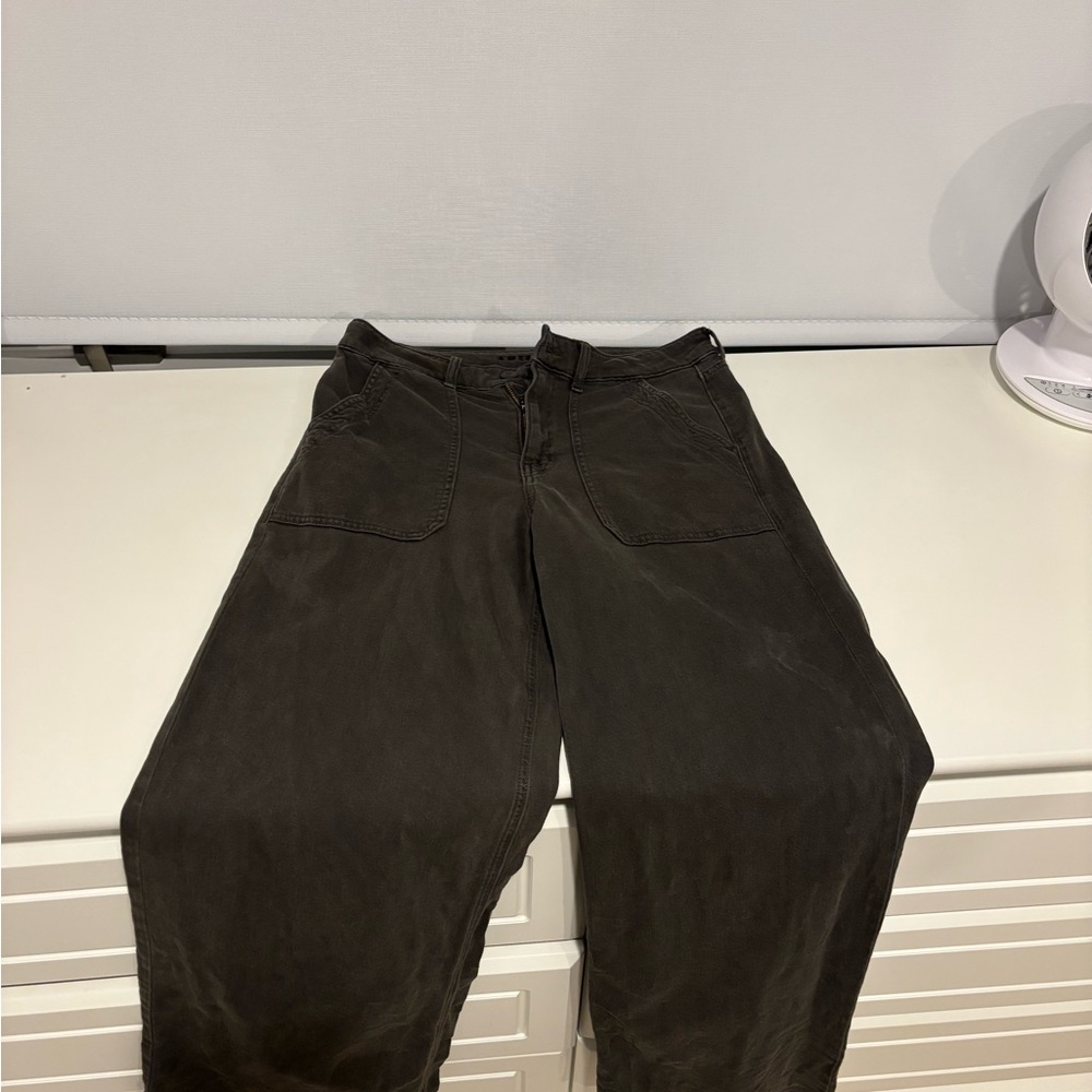 American Eagle Outfitters Women’s Pants grey